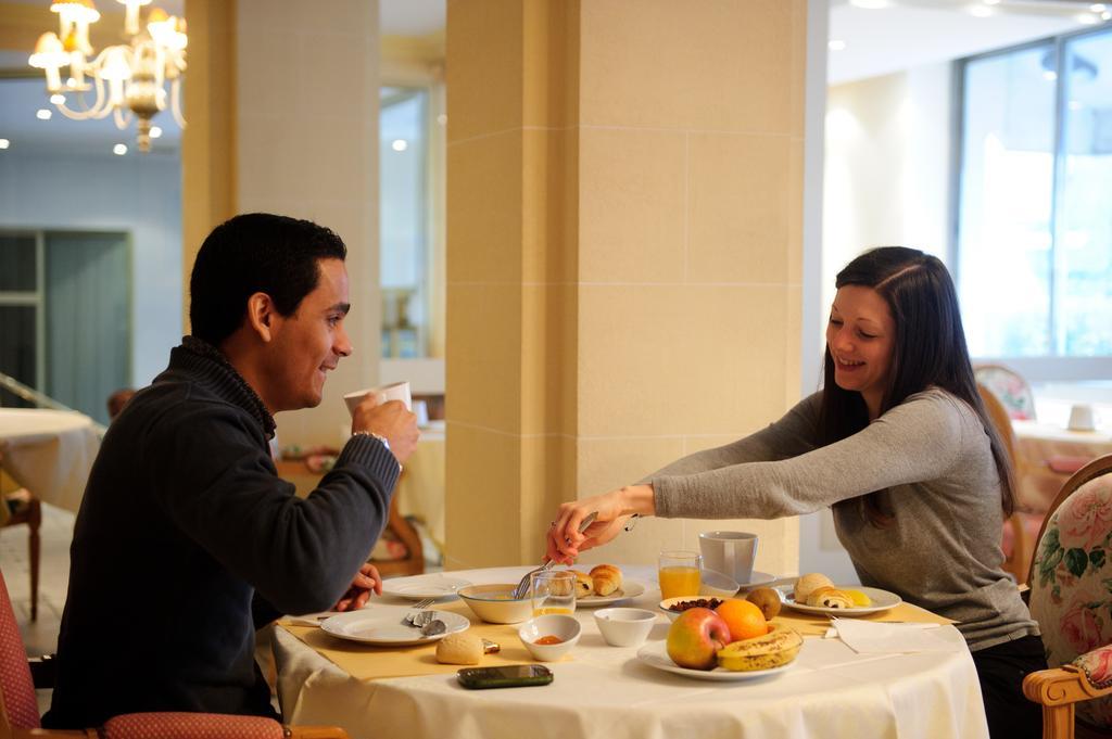 Le Grand Hotel سانت كونتان المظهر الخارجي الصورة