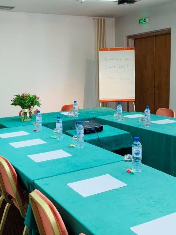Le Grand Hotel سانت كونتان المظهر الخارجي الصورة